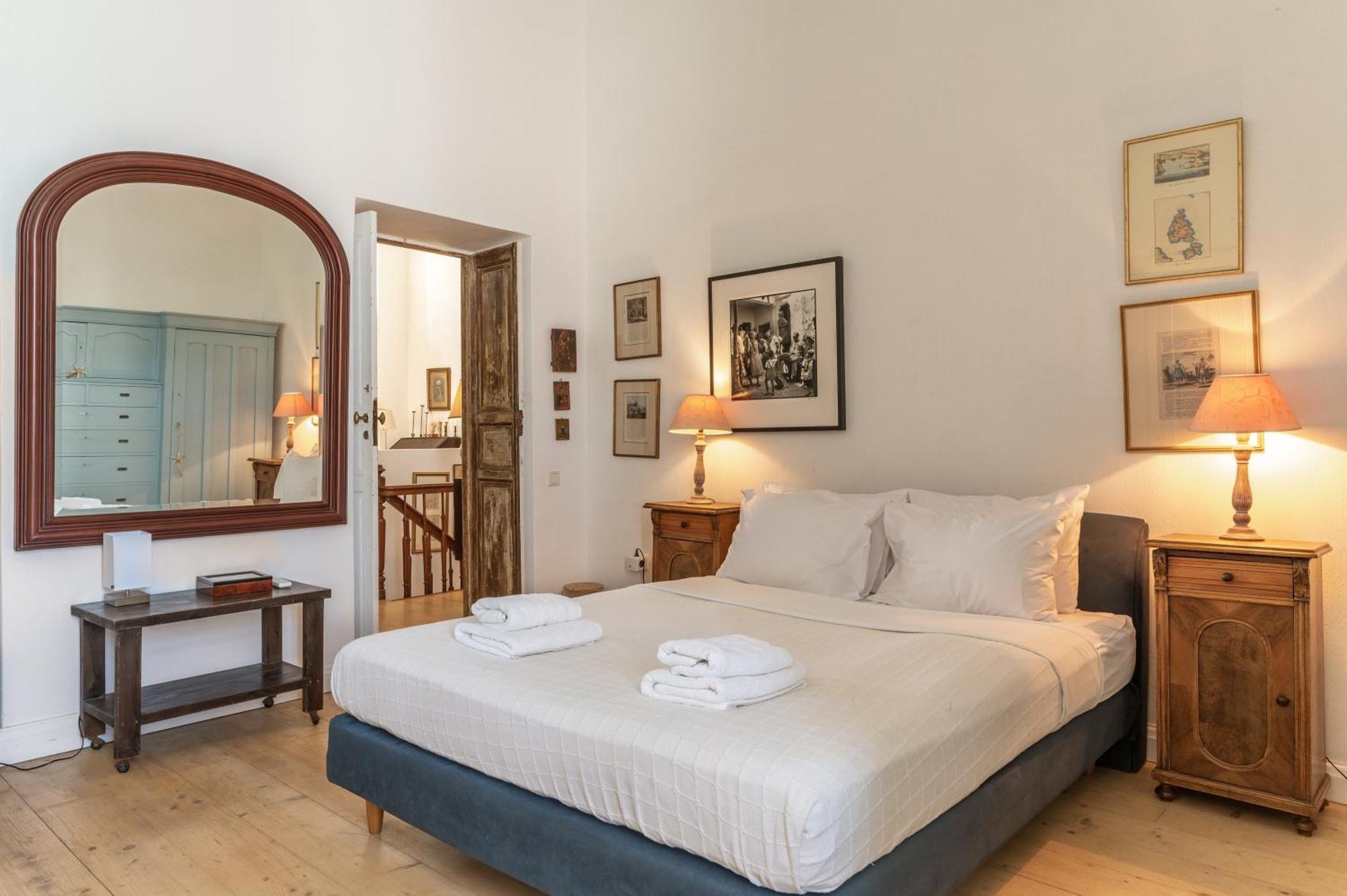 Cambanis Mykonos Town
